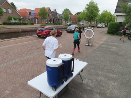 Een afvalvrij sportevenement organiseren door herbruikbare bekers uit Gorredijk