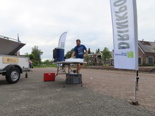 Een afvalvrij sportevenement organiseren door herbruikbare bekers uit Gorredijk